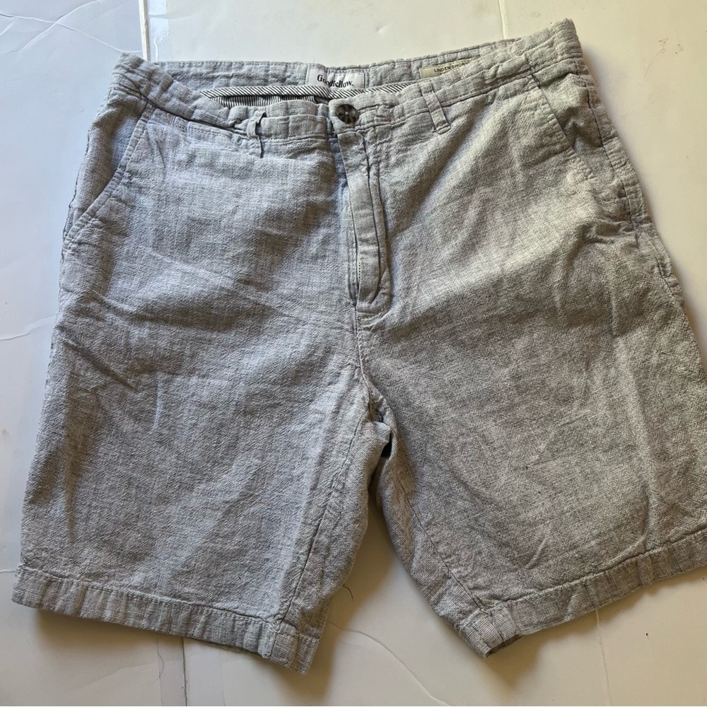 Men’s Size 32 Medium Waist Goodfellow Linden Shorts Golf Casual Date gray